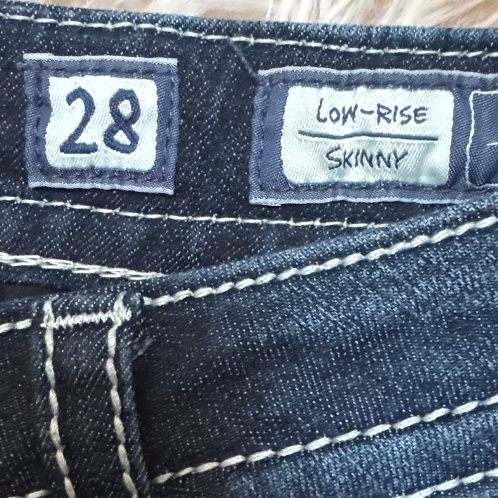 MISS ME 🔥 Blue Jeans with Leopard Print Accents AND SEQUINS - Picture 3 of 3